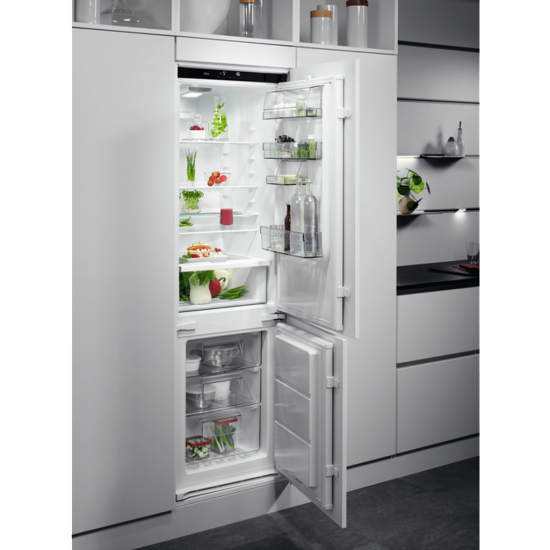 AEG SCE818E8TS - Vgradni hladilnik z zamrzovalnikom spodaj