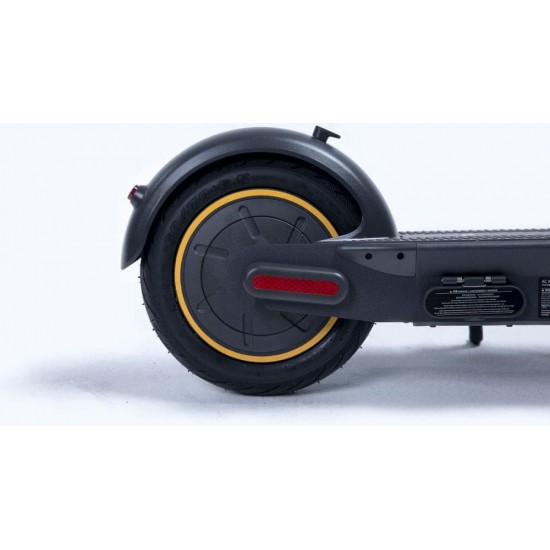 SEGWAY Ninebot Kickscooter MAX G30 - Električni skiro SEGWAY Ninebot Kickscooter MAX G30 - Električni skiro