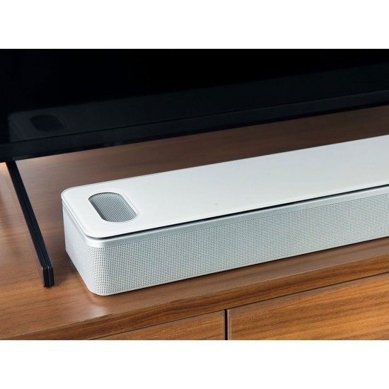 BOSE Soundbar 900 zvočniška letev v beli barvi