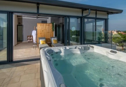Apartma z jacuzzijem kot prednost za goste in lastnike nastanitev