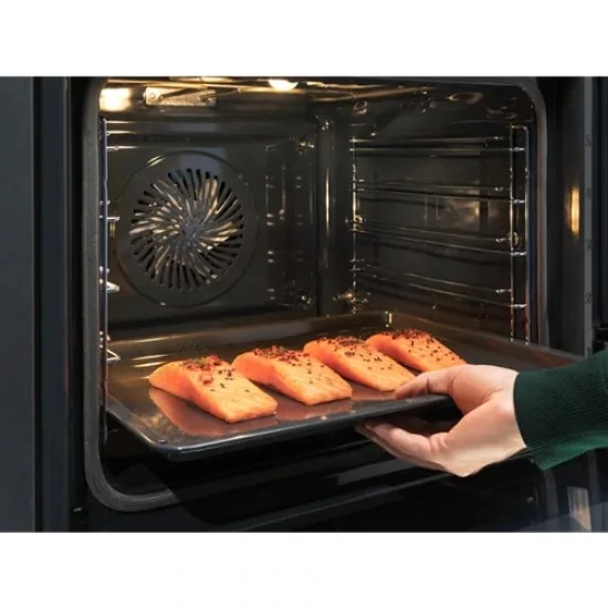 ELECTROLUX EOB8S39WZ - Vgradna pečica
