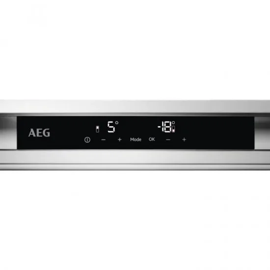 AEG SCE819E5TS - Vgradni hladilnik z zamrzovalnikom spodaj