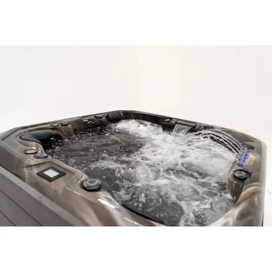 PLATINUM SPA Barcelona – Masažni bazen