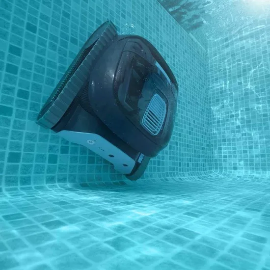 DOLPHIN LIBERTY 200 - Robotski sesalniki za bazen