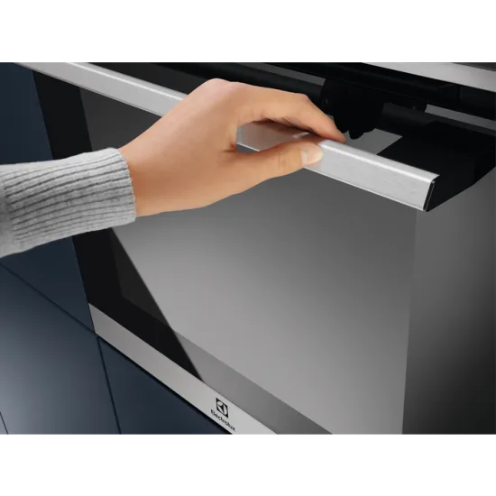ELECTROLUX EOD6P77X - Vgradna pečica
